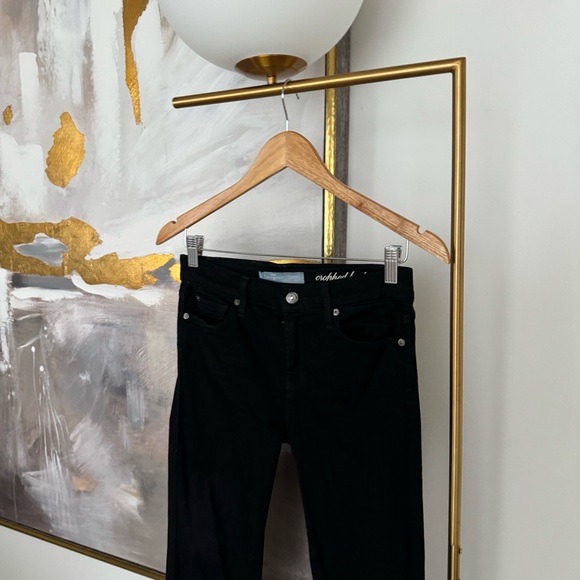 ⏱️24 HR SALE⏱️ 7 for All Mankind Cropped Jeans - Picture 3 of 7